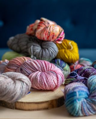 Máme pro vás další adventní novinku! Na e-shopu dnes přibyla silná zimní příze Vientos od značky Malabrigo! Toto 100%...